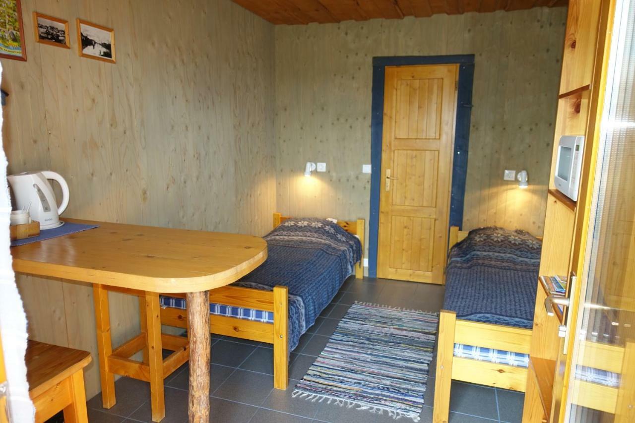 Hostel Kalameeste Maja Mustvee Zimmer foto
